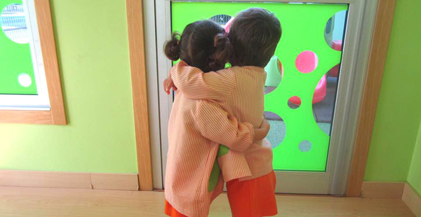 En su primera escuela los niños y niñas descubren grandes amistades